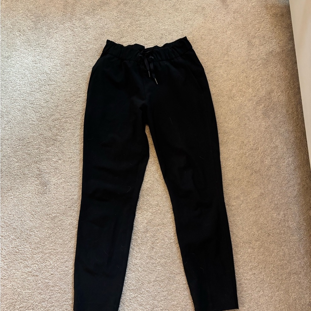 lululemon on the fly Black pants